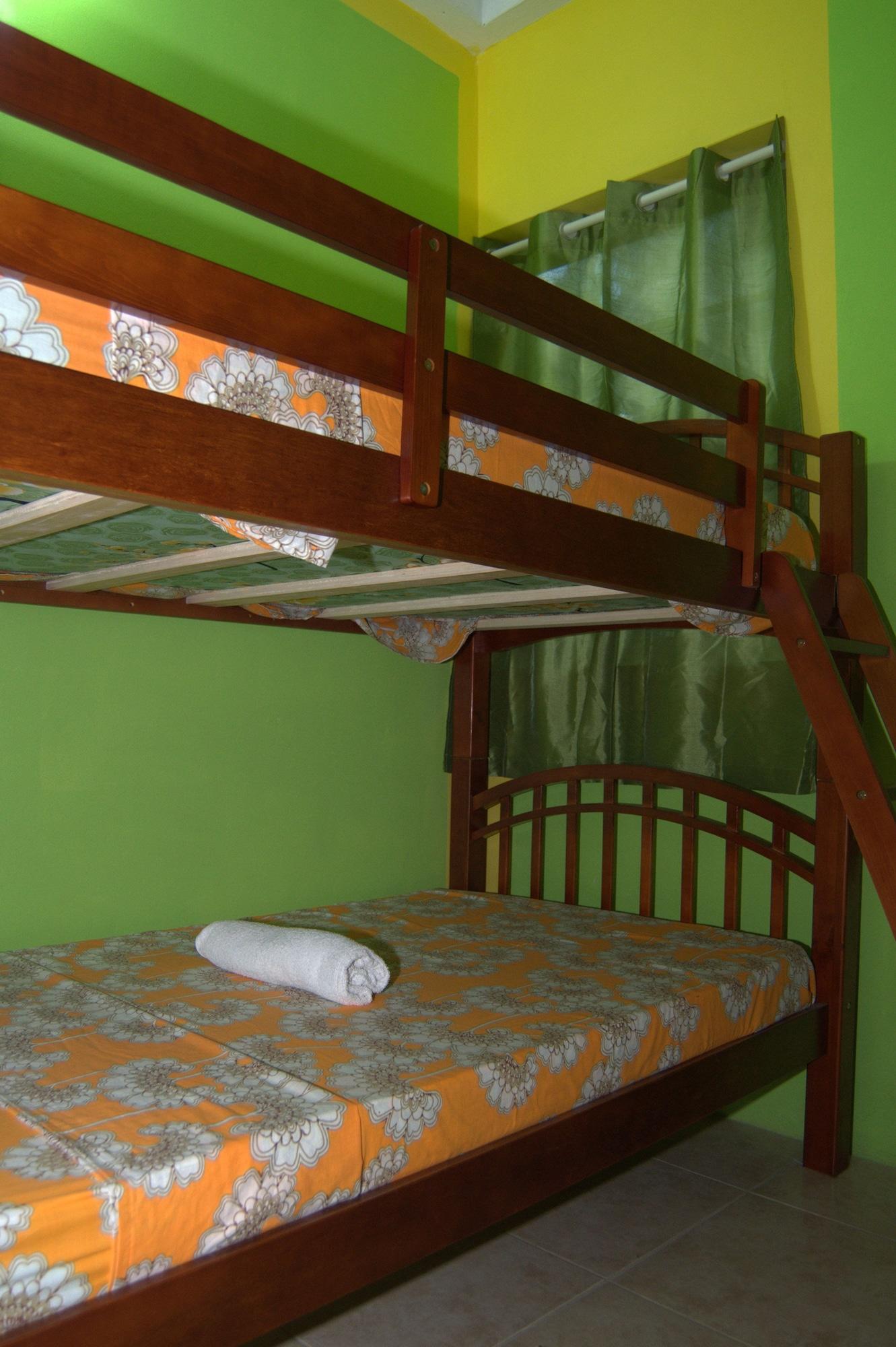 Fish Tobago Guesthouse Buccoo Exterior photo